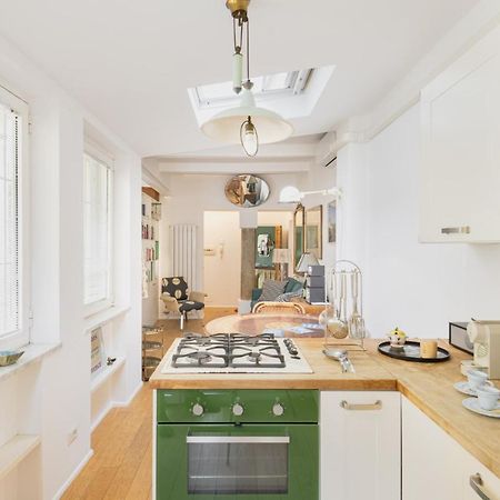 Easylife - Comodo Studio Con Terrazza Zona Navigli Milánó Kültér fotó
